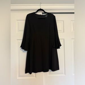 EUC Lulus Black Dress with flare/bell sleeve